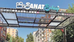 Sanat Sokağı kentin sokağıdır