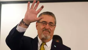 Guatemala’da seçimi kazanan adaya yargı operasyonu