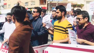 Eğitim boykotla başladı