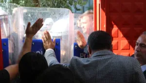 Cizîr'de kayyum protestosu