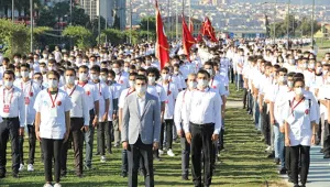 Beyaz gömlekliler!