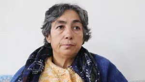 Tutsak kızı için Amed’e taşındı