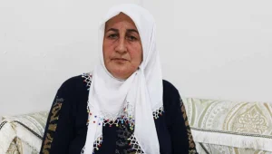 Tutsakların grevi sürüyor