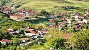 Alevi köyüne megafonlu imam