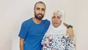 Onların sesi olmalıyız