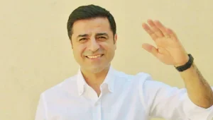 Kumpastan esarete son verin