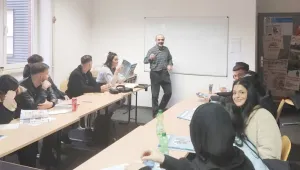Kürtçeye gönül vermiş bir mamoste