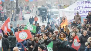 Umudun Newroz'u oluyor