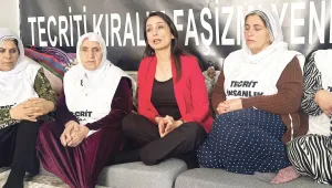 Hatimoğulları'ndan annelere ziyaret