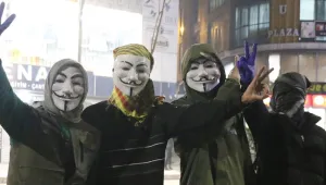 Halk iradesini savunuyor