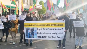 Kurumlarımızı savunuyoruz