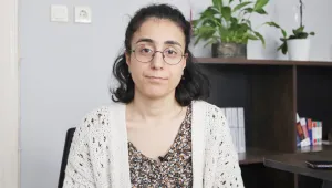 Tutsaklar boykotla yetinmiyor