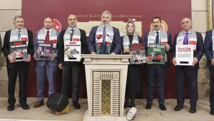 Kurtla yiyor, çobanla ağlıyor!