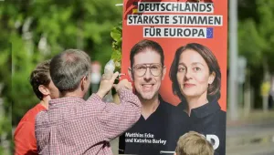 Ecke’ye "Die Heimat" saldırmış