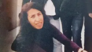 Göremeyen tutsağa gözlük yok