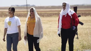 Tarlalarda 'Türk' nöbeti