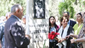 Kürt siyasetçi Melik anıldı