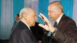 ΜΗΡ-ΑΚΡ: Αynılar aynı yerde