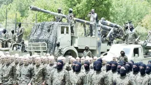 İsrail ve Lübnan savaşın eşiğinde