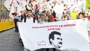 İşbirlikçilerin karşısında, gerillanın yanındayız