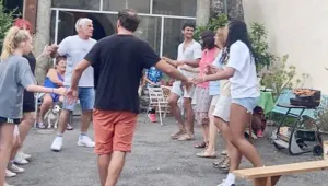 Ancak faşistler yapar