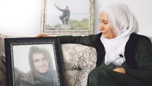 Her gün mezarına gidiyor