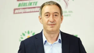 Kürt halayı asla durmaz