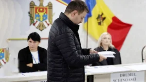 Moldova'da kıl payıyla 'Evet'