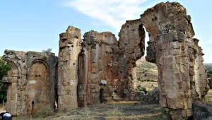 Xase'nin kilisesi yok edildi