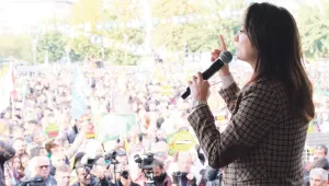 'Sayın Öcalan çıkıp mesajını versin'