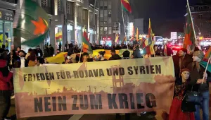 Kardeşlerimiz için meydanlardayız