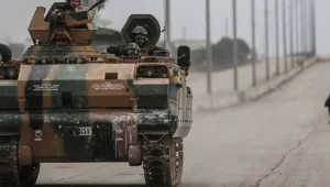 Türk panzeri Efrîn’de çocukları ezdi