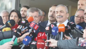 Görüşme mesaisi sürüyor