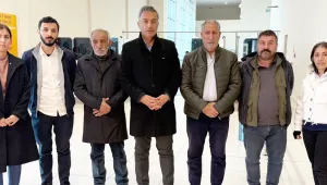 Cenazeler için sınırda bekletildiler