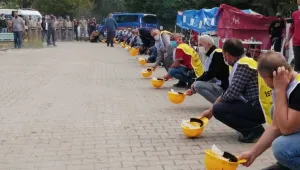 Çocuklarıyla helalleşip çıktılar