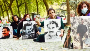 Strasbourg direnişi sürüyor