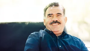 Çapraz dünyalar ve tek boyutlu Öcalan