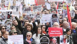 Alevi katliamına dur de
