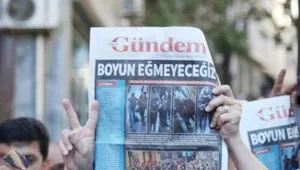 Özgür Gündem'e üç hapis
