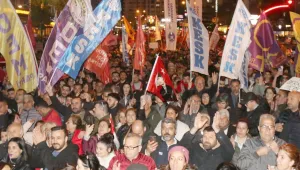 Siyasi darbeye öfke