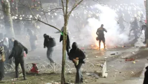 İktidar darbe çıkmazında
