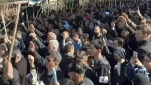 İran mezhep çatışmasına çekiliyor