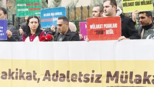 Öğretmenler oturma eyleminde