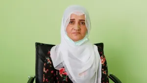 Dayanılacak şey değil, yine de dayanıyoruz
