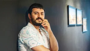 Ateş Alpar bienal yolcusu