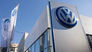 Volkswagen ırkçı reklamı kaldırdı