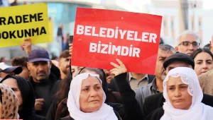 Kayyum rejimi: Kalpazan demokrasi