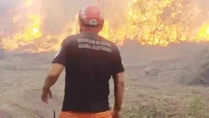 Evlere de ateş düştü