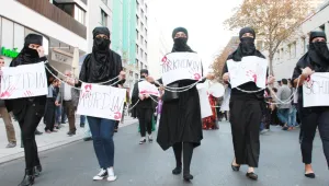 Kadın kırımına karşı durun!