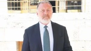 Özgür koşullarda müzakere